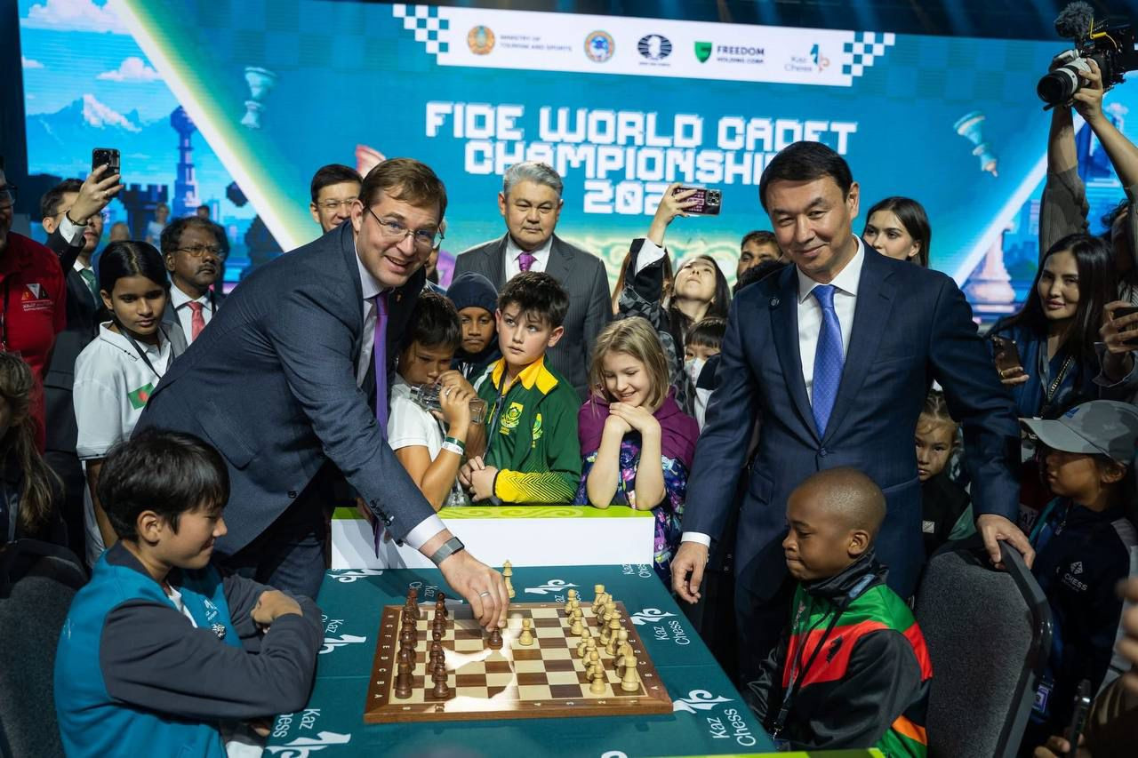 Шахматтан әлем чемпионаты өтіп жатыр